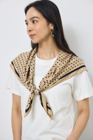 ドット柄スカーフ