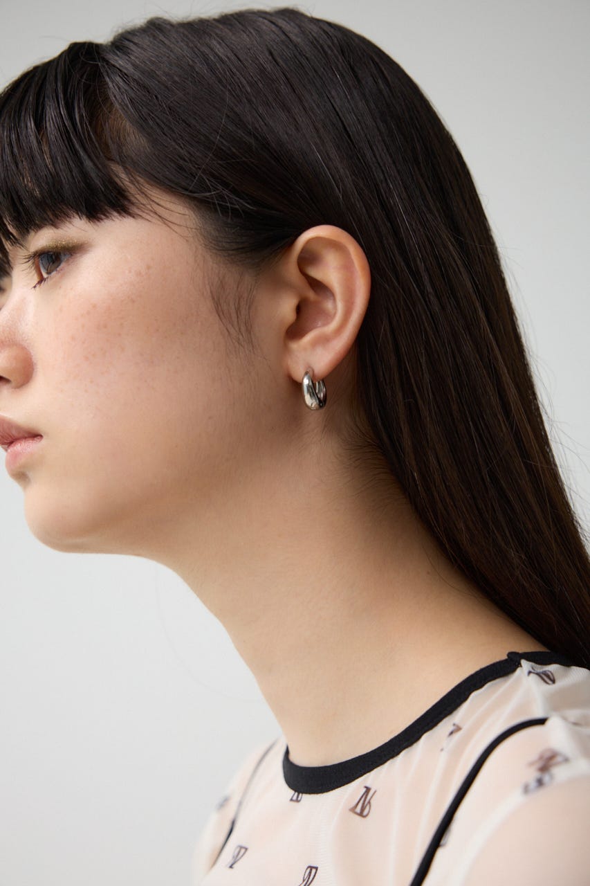 Commuse ピアス black AZUL BY MOUSSY | スウィングビジューピアス (ピアス
