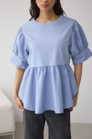 袖カフスペプラムトップス
