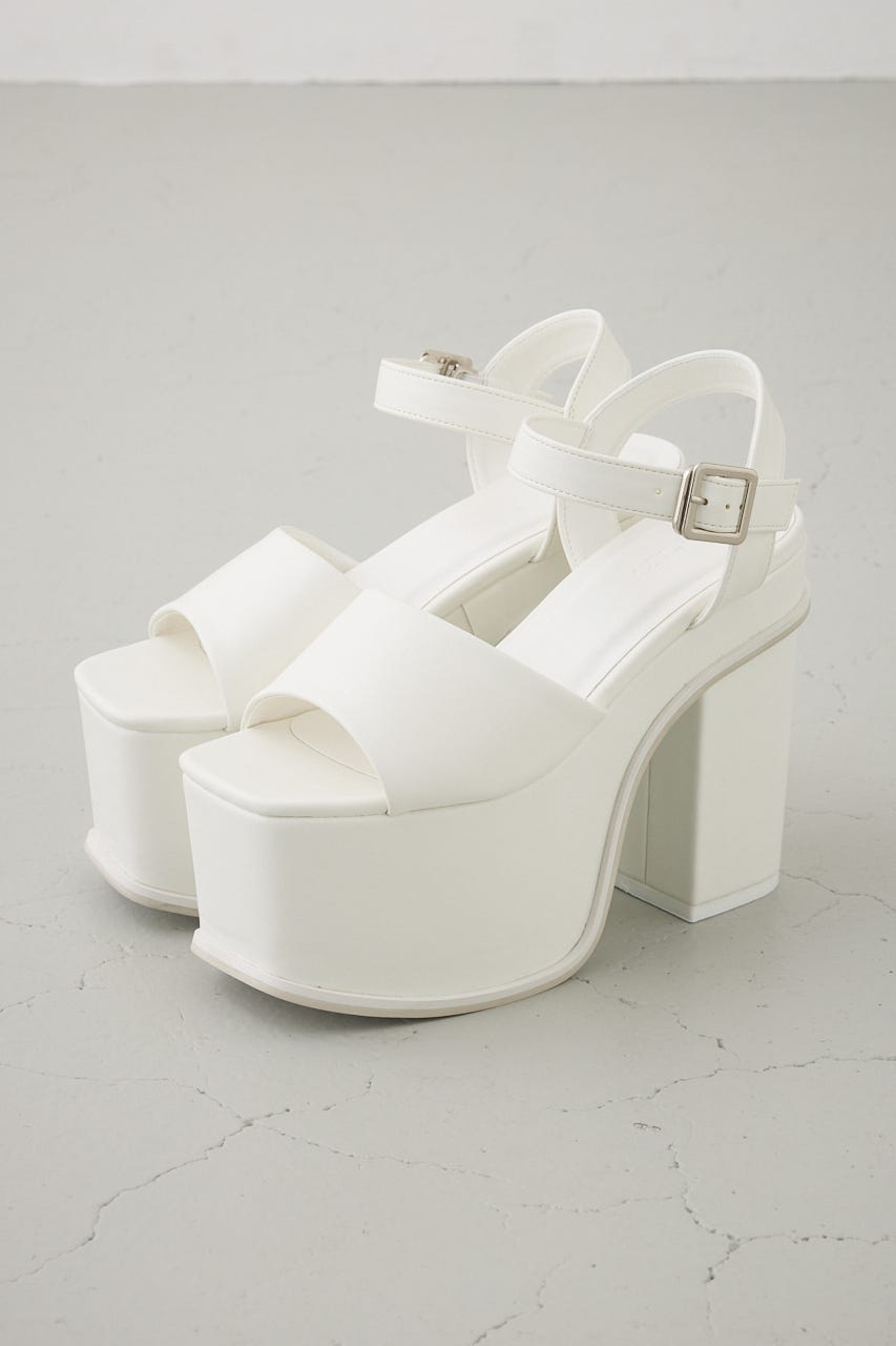 プラットフォームサンダル O/WHT M