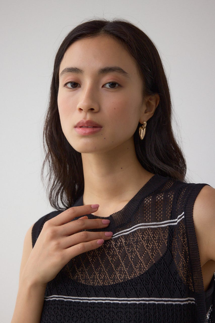 お値下げ⭐︎BRUNELLO CUCNELLIのタンクトップ新品未使用品 AZUL BY MOUSSY | シアークロシェニットタンクトップ (タンク