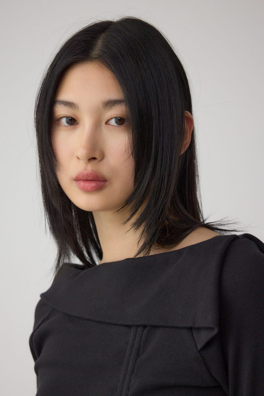 スクエアネックドロストカットトップス BLK FREE