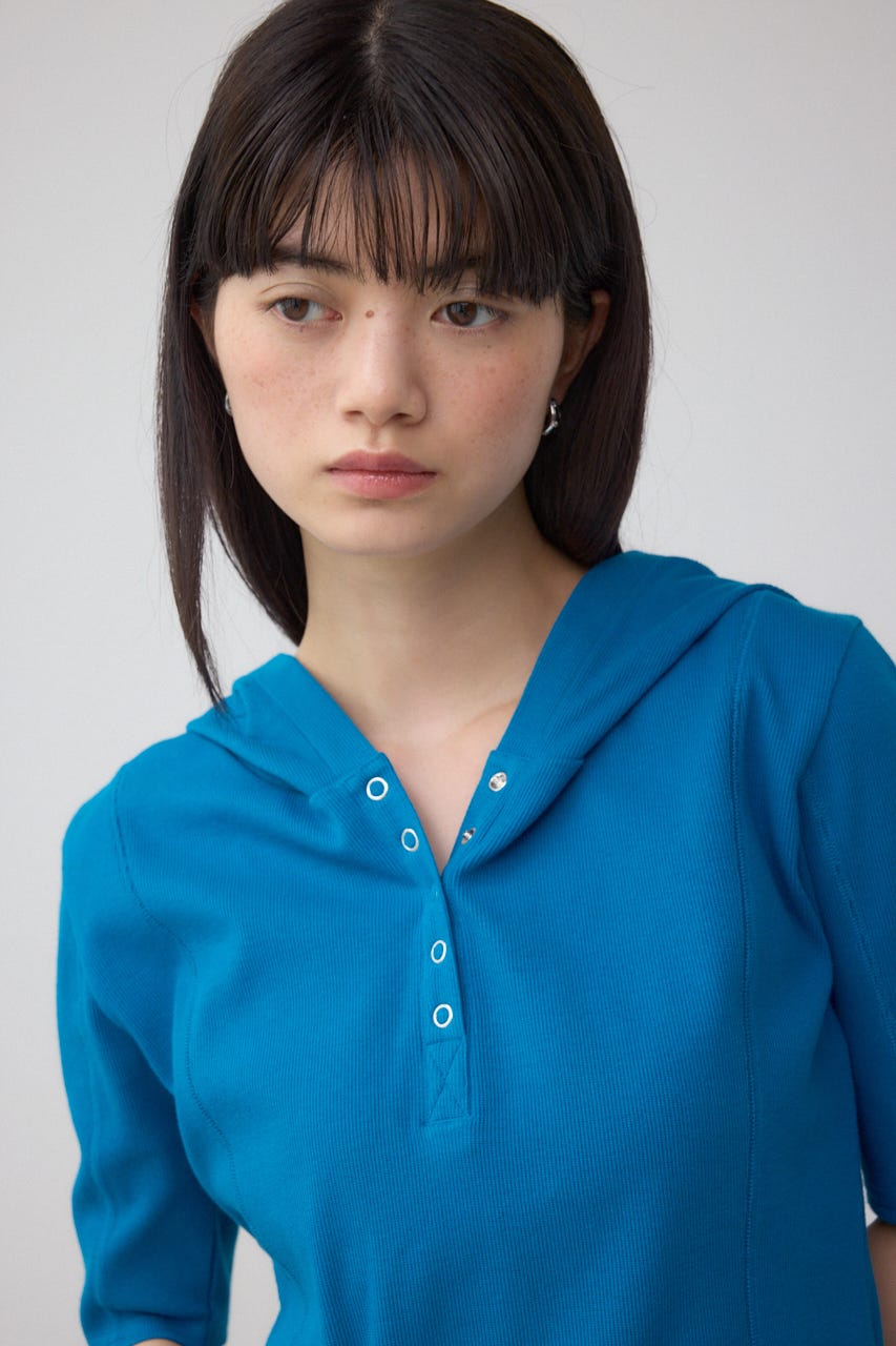 ヘンリーネックフーディーリブトップス BLU FREE