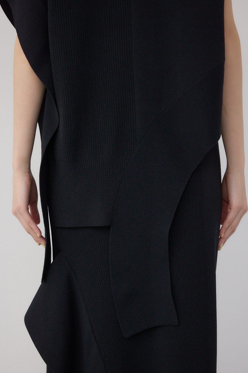 【PLUS】ブロッキングアシンメトリーニットベスト BLK FREE