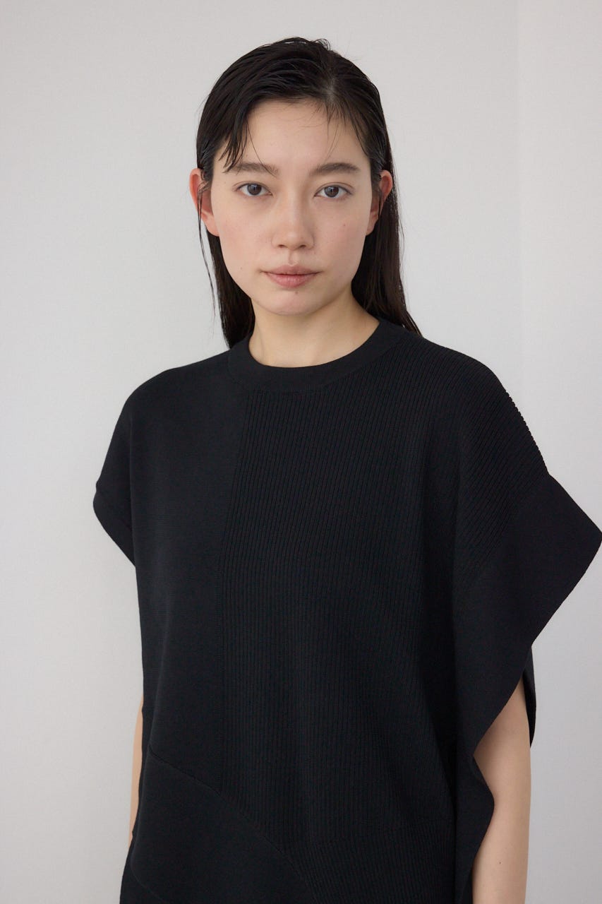 【PLUS】ブロッキングアシンメトリーニットベスト BLK FREE