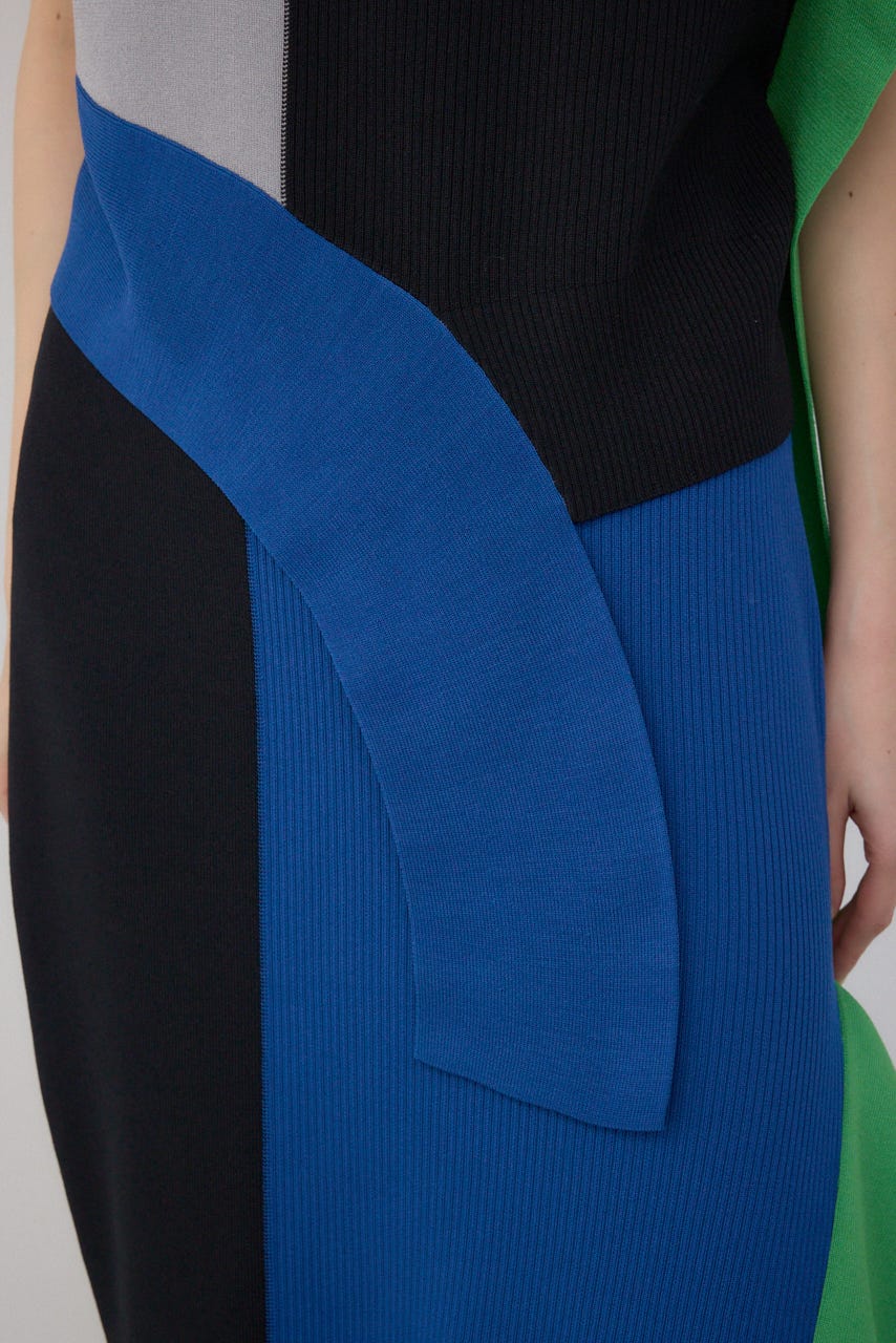 【PLUS】ブロッキングアシンメトリーニットベスト 柄BLK FREE