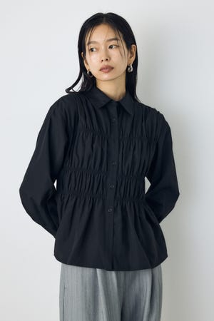 シャーリングデザイン長袖シャツ