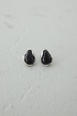 ストーンピアス