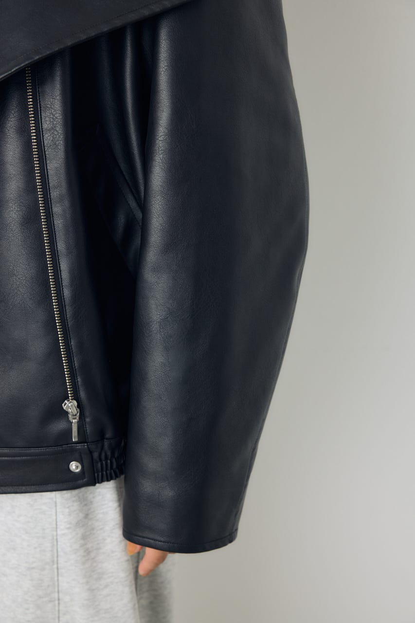 【AW先行アイテム】フェイクレザースタンド中綿キルティングブルゾン BLK M