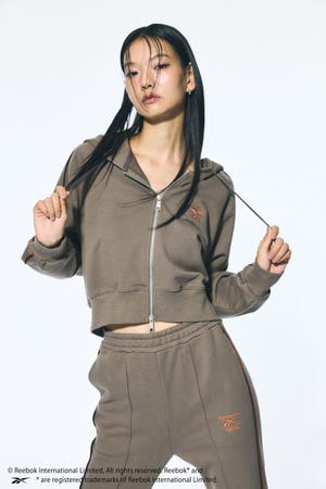 【REEBOK×AZUL】ダブルジップパーカー