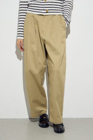 イージーチノカーブパンツ