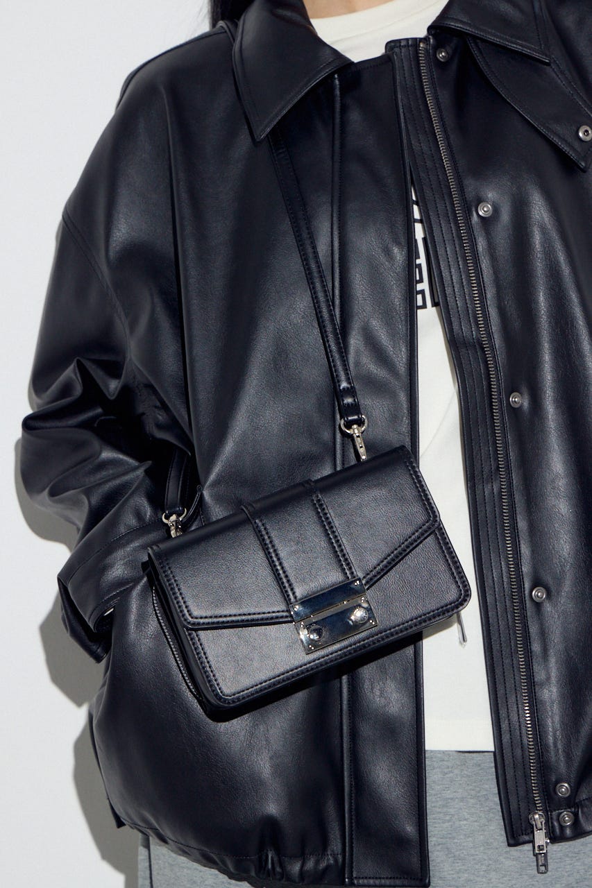 フラップデザインウォレットバッグ BLK FREE