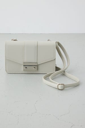 フラップデザインウォレットバッグ