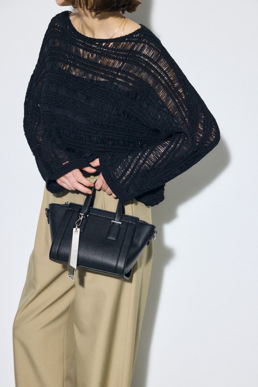 チャームセットトラペイズドバッグ BLK FREE