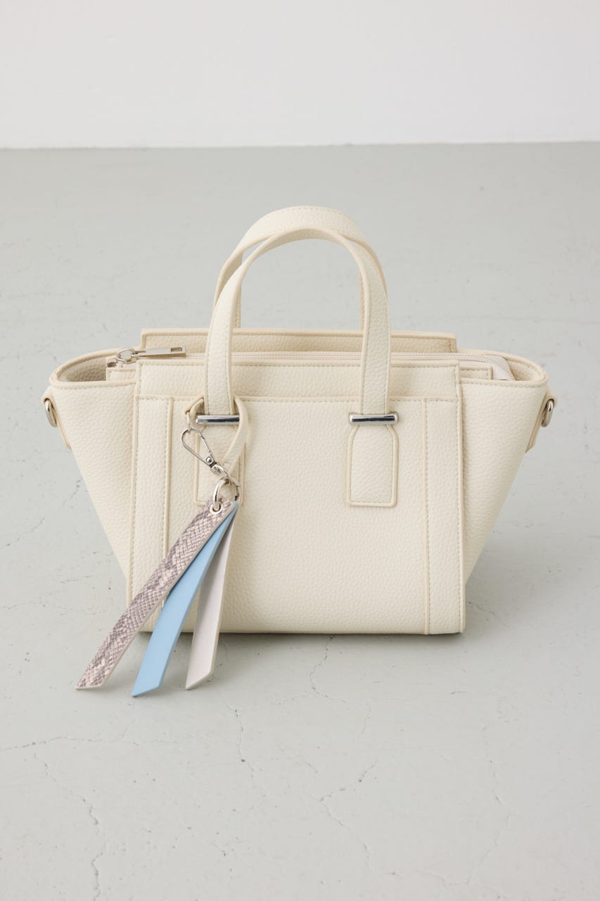 チャームセットトラペイズドバッグ IVOY FREE