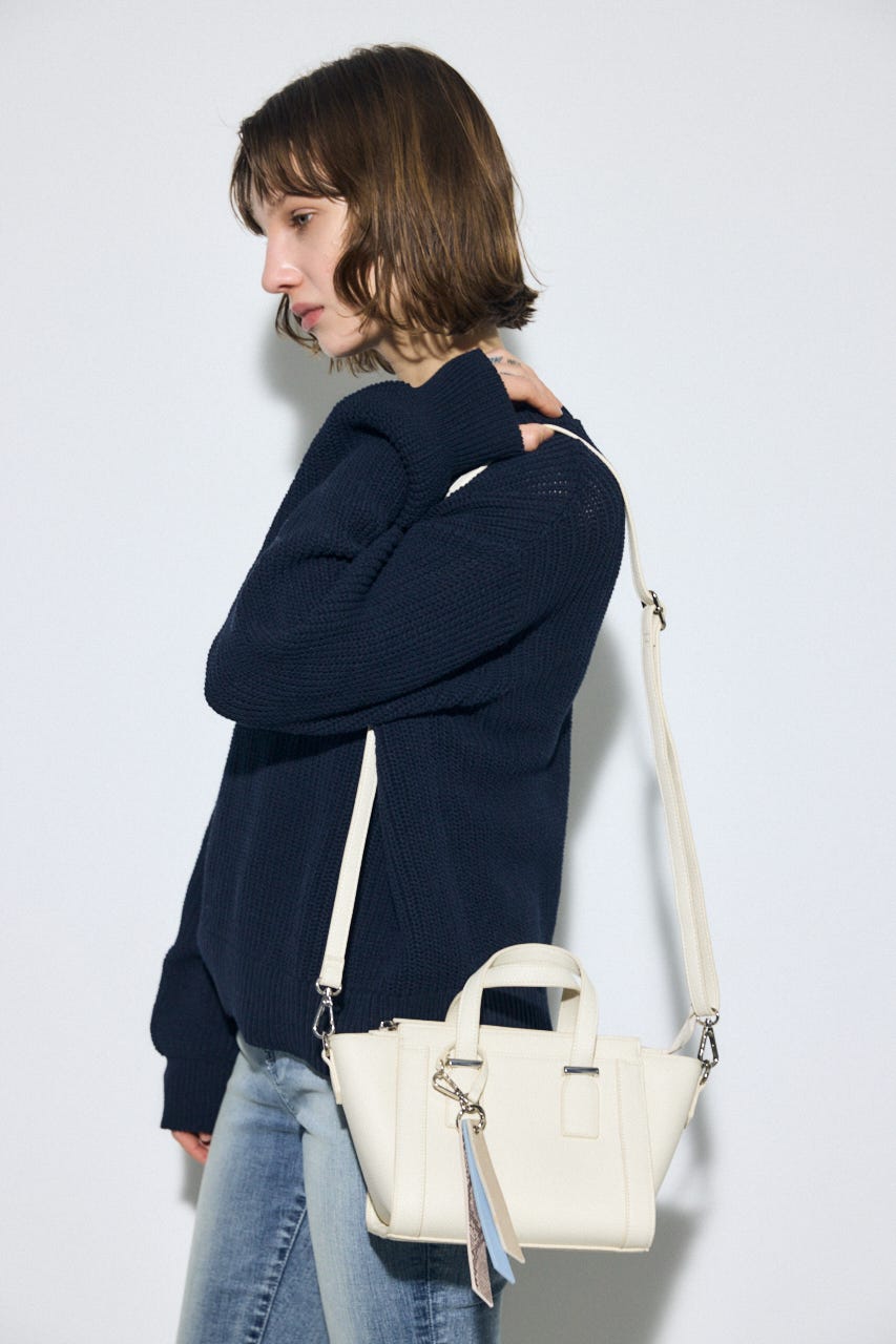 チャームセットトラペイズドバッグ IVOY FREE