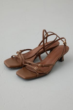 ナローストラップサンダル