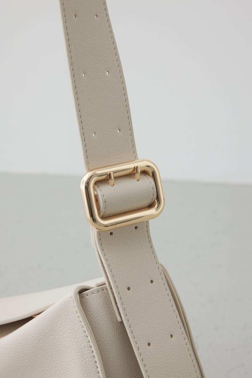 フェイクレザークロスボディバッグ IVOY FREE