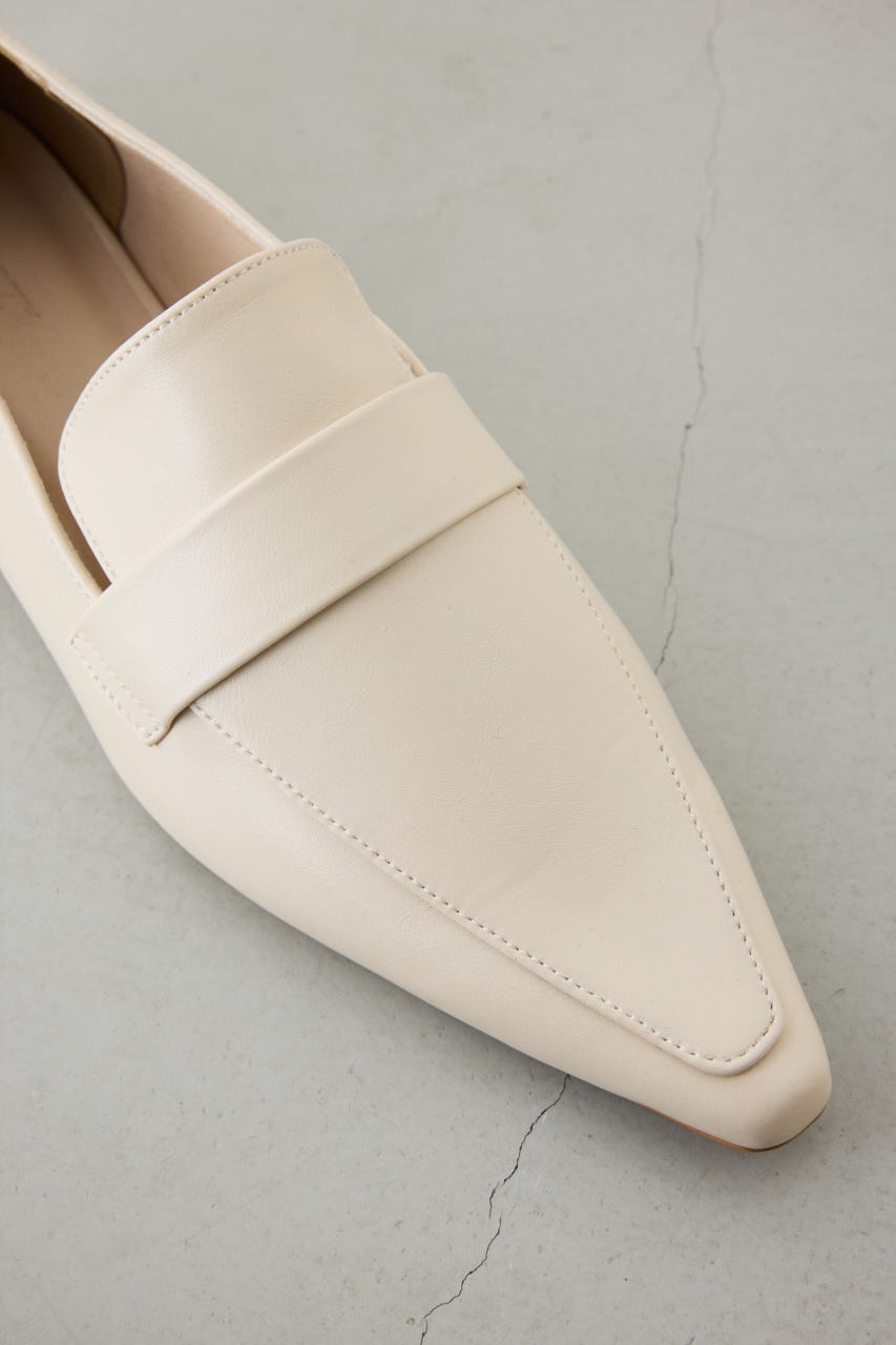 ポインテッドトゥローファー IVOY L