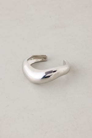 ニュアンスカーブバングル