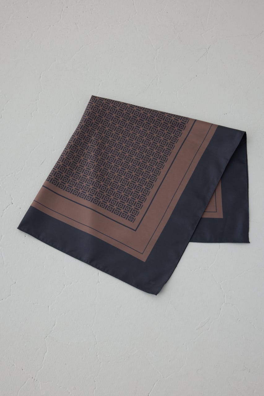 幾何柄スカーフ 柄BLK FREE