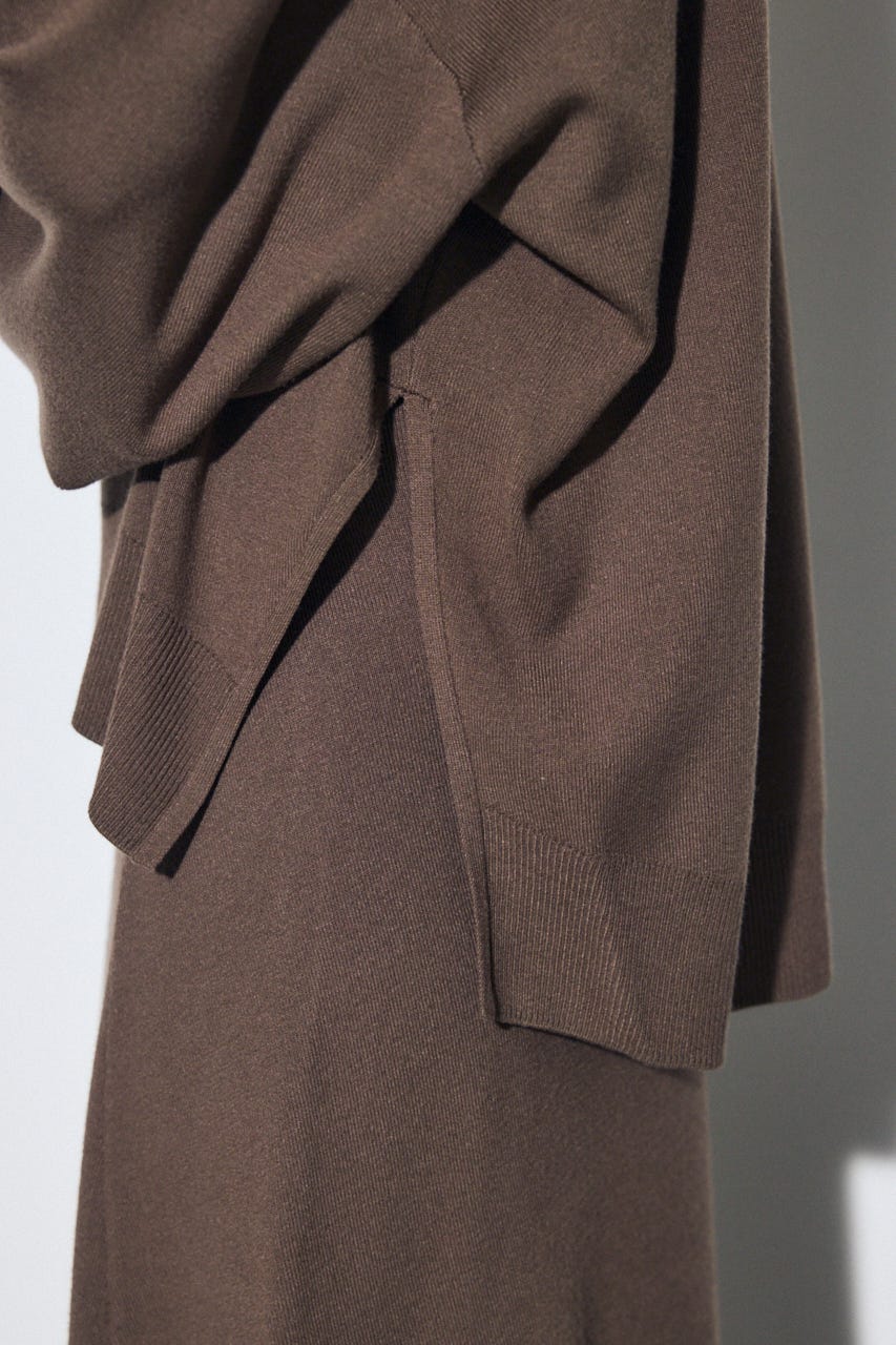 裾スリットニュアンスニットトップス BRN FREE