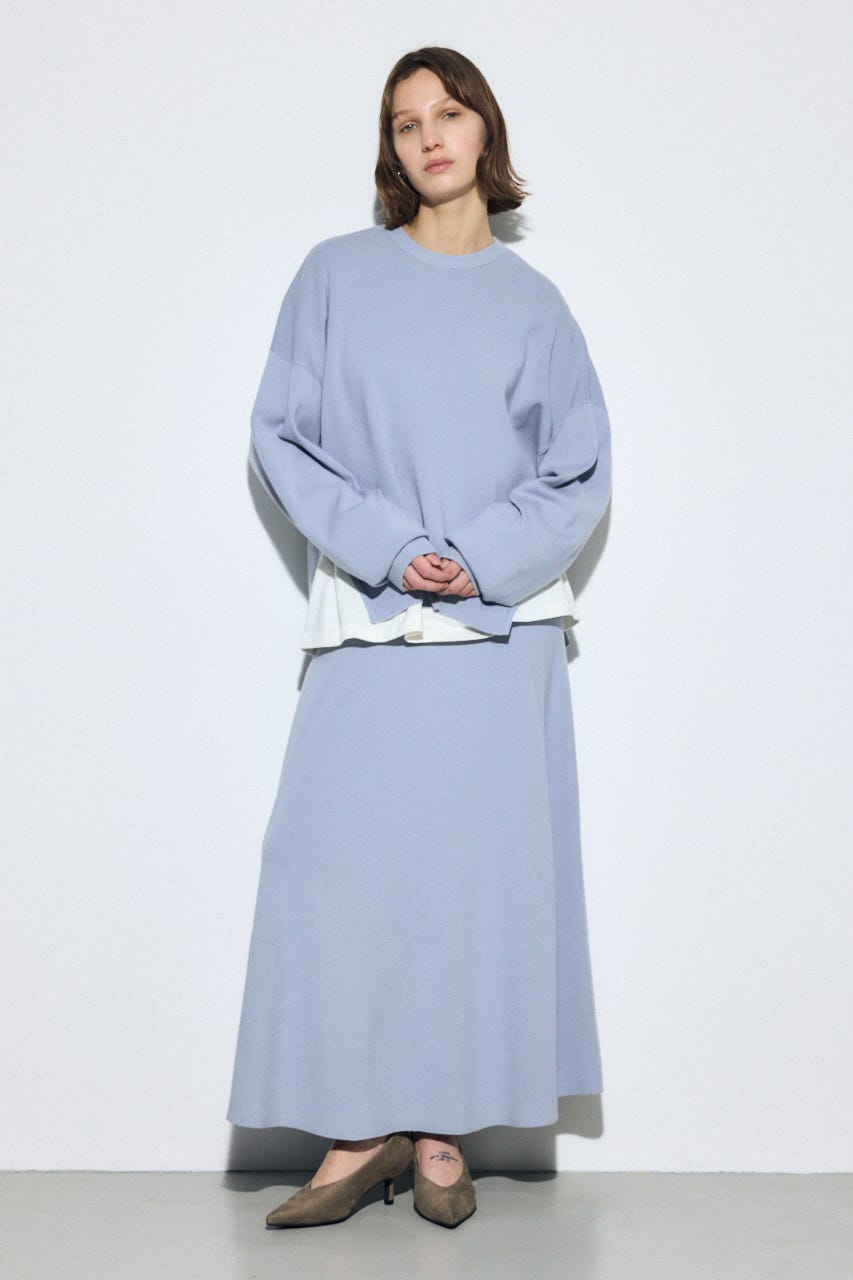 裾スリットニュアンスニットトップス L/BLU FREE