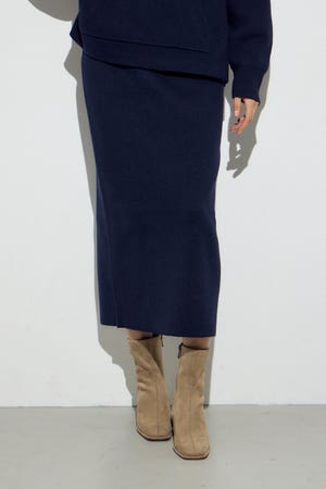スウェッターニットスカート