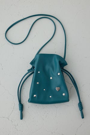 モチーフスタッズドローストリングバッグ