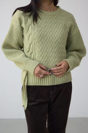 サイドレースアップケーブルニット