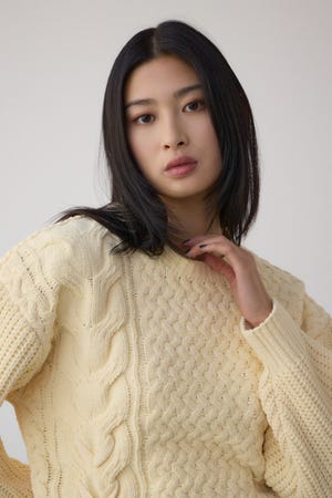 サイドレースアップケーブルニット