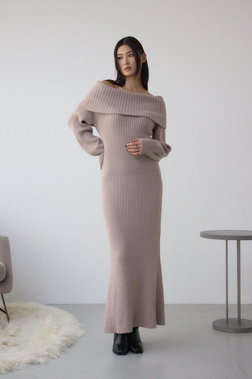 オフショルロングニットワンピース GREIGE S
