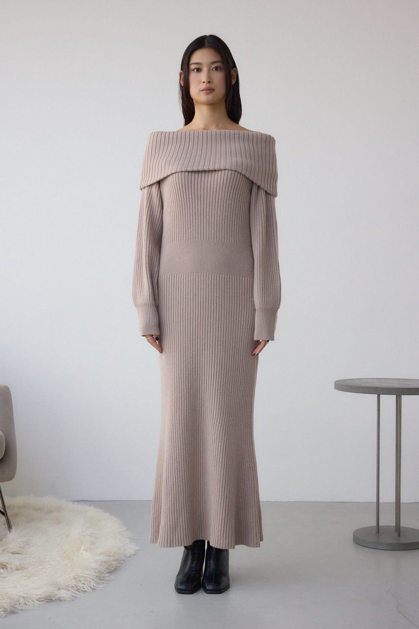 オフショルロングニットワンピース GREIGE S