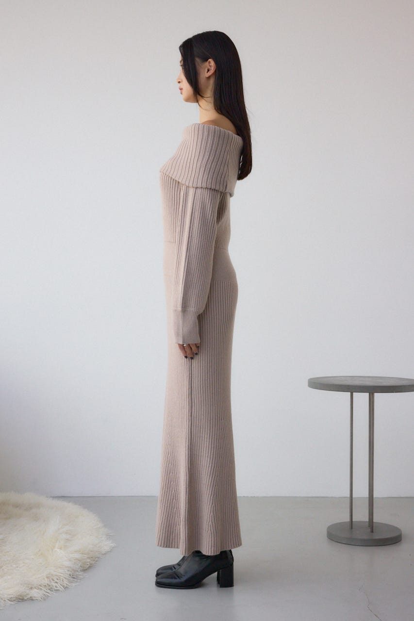 オフショルロングニットワンピース GREIGE S