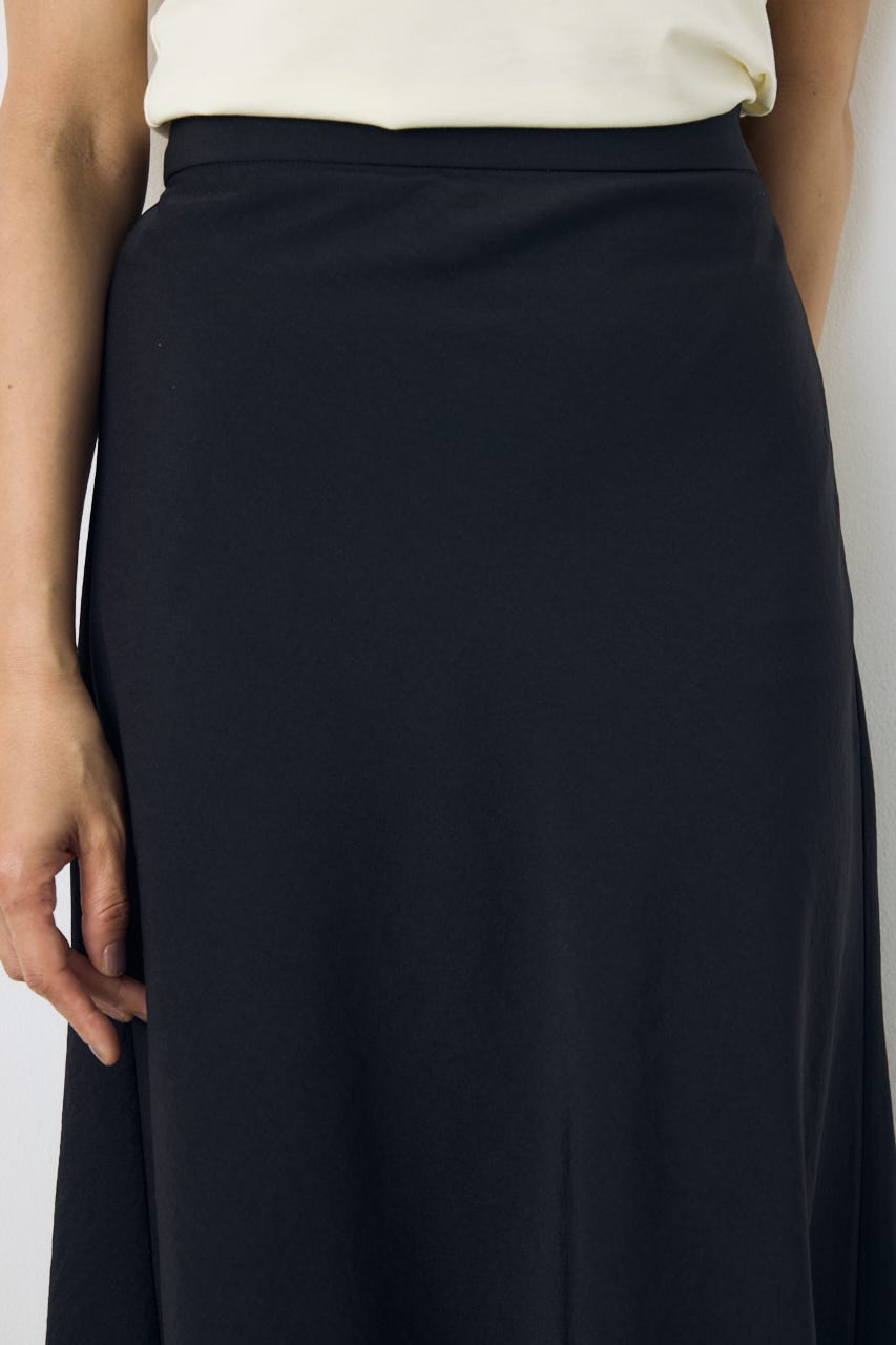 セミフレアバイアススカート BLK S