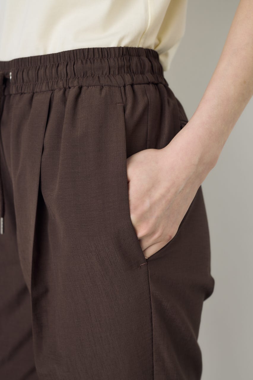 COMFORA AIRピンタックテーパードパンツ BRN S