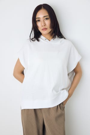 タックスリーブノースリーブパーカー