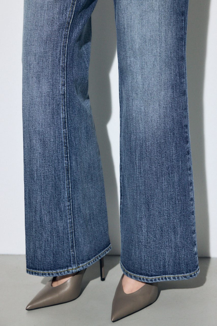 AZUL DENIM センタープレスフレアデニム BLU 25inch