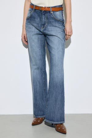 AZUL DENIM センタープレスフレアデニム