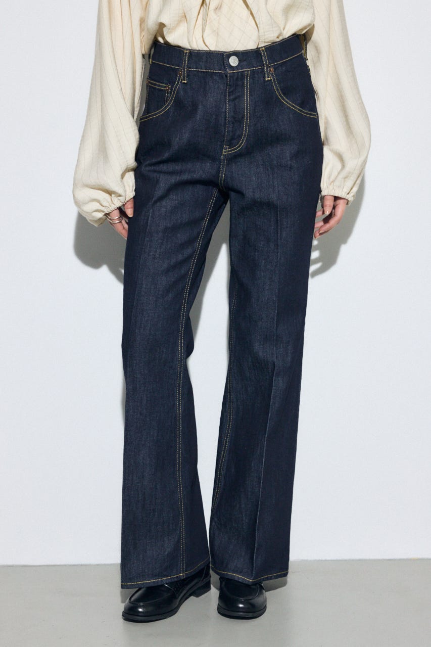 AZUL DENIM センタープレスフレアデニム ショート丈 One Wash 25inch