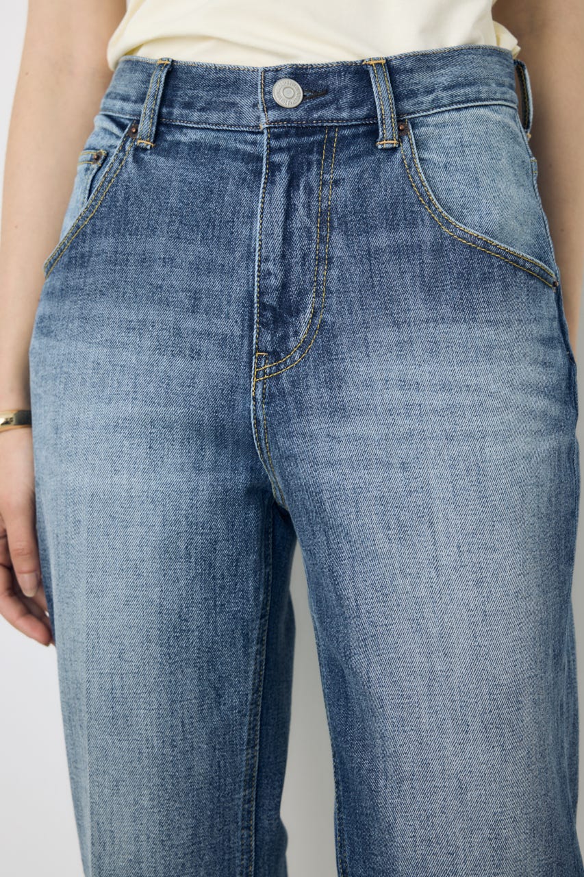 AZUL DENIM センタープレスストレートデニム BLU 25inch