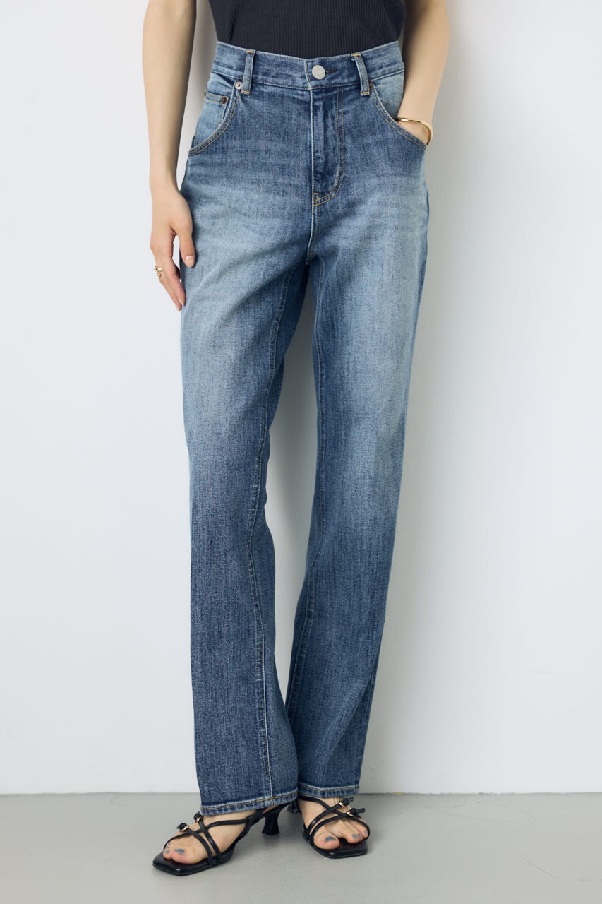 【WEB限定】AZUL DENIM センタープレスストレートデニム ショート丈 BLU 27inch