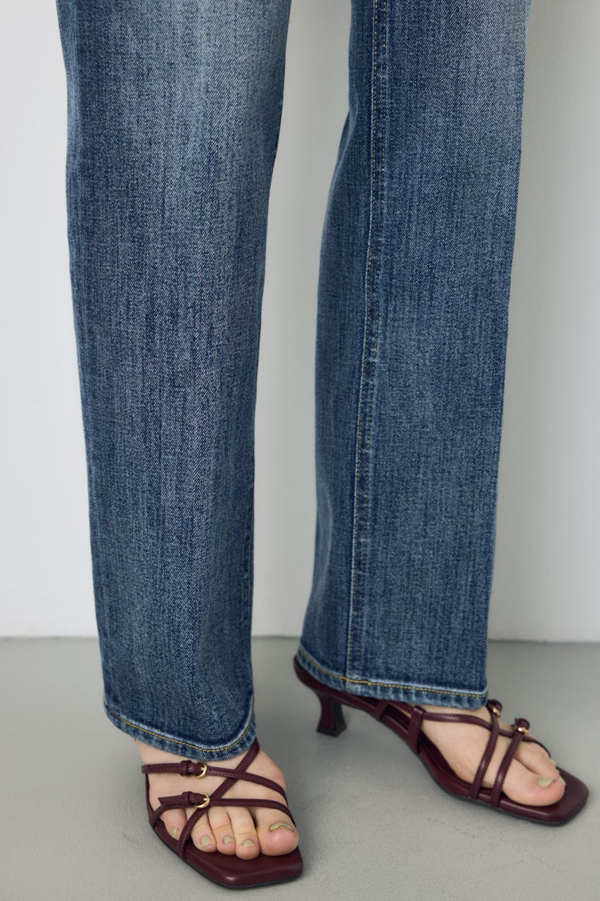 【WEB限定】AZUL DENIM センタープレスストレートデニム ショート丈 BLU 27inch