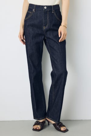 【WEB限定】AZUL DENIM センタープレスストレートデニム ショート丈