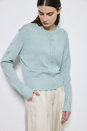 【SS先行アイテム】リネンタッチクルーネックニットカーディガン