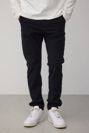 2WAYストレッチレッグシェイプチノ