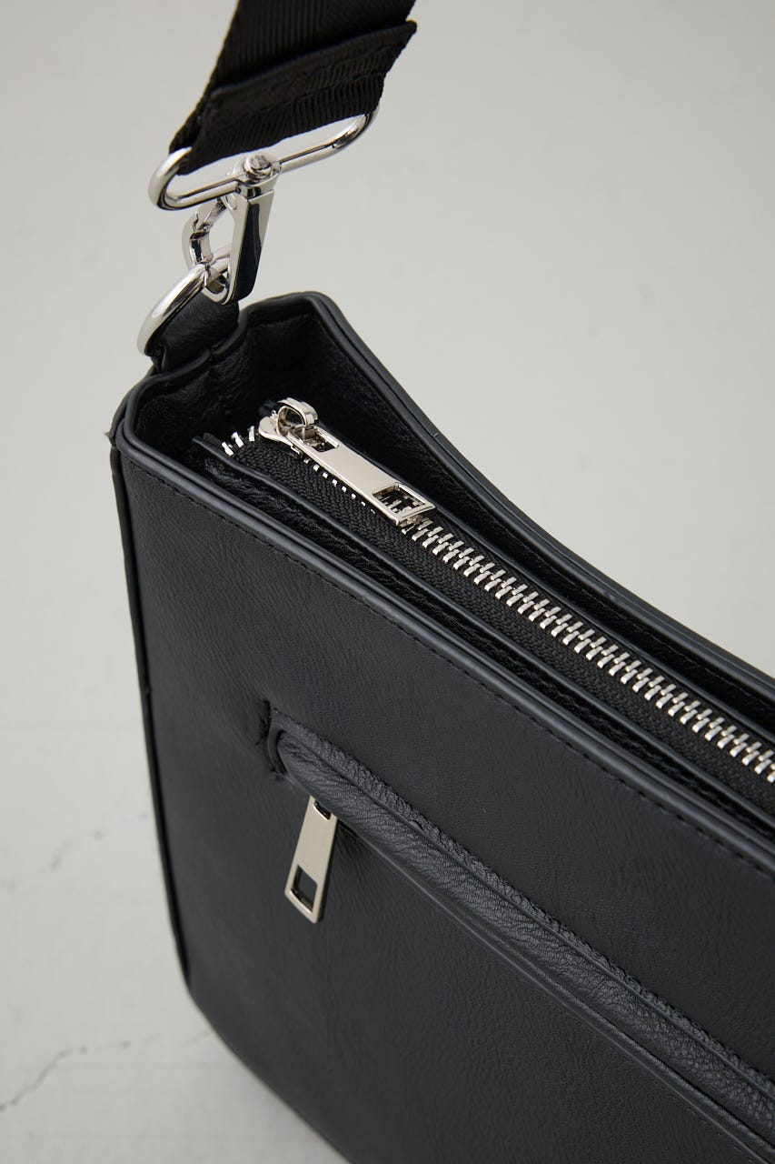 ヴィンテージフェイクレザーショルダーバッグ BLK FREE