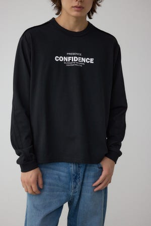 タックデザインロングスリーブTシャツ