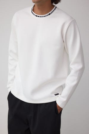 ネックジャガードトップス