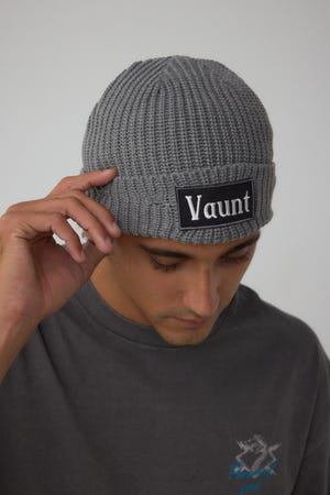 ダメージニットキャップ